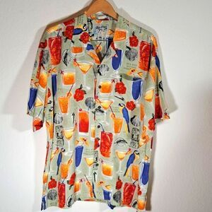 Big Dogs Men’s Hawaiian Shirt Button Up It’s 5 O’Clock Somewhere Tiki Large